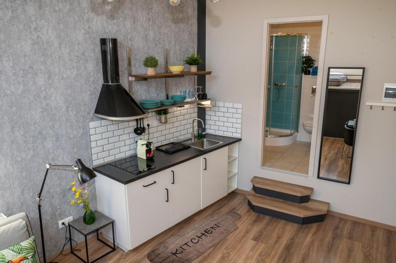 Palms Apartments Будапеща Екстериор снимка