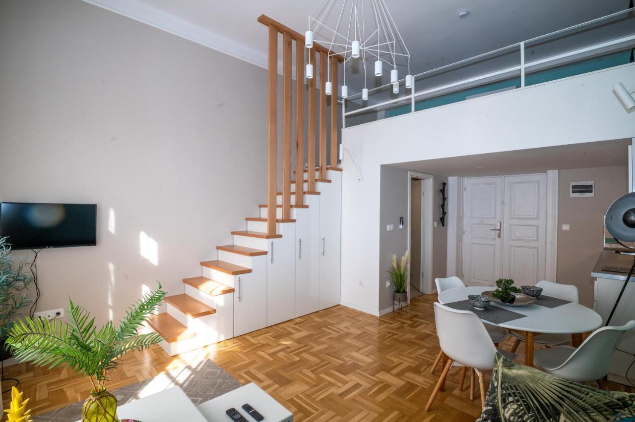 Palms Apartments Будапеща Екстериор снимка