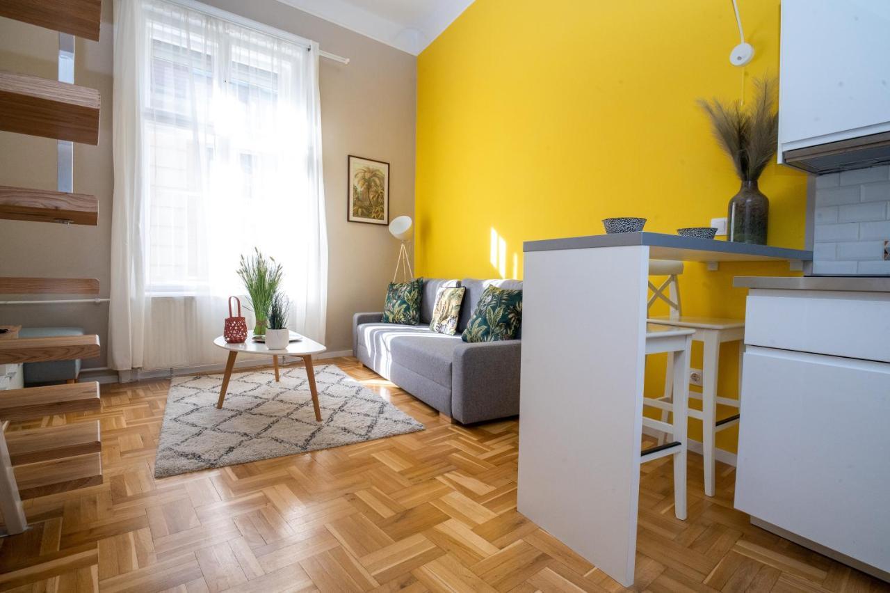 Palms Apartments Будапеща Екстериор снимка
